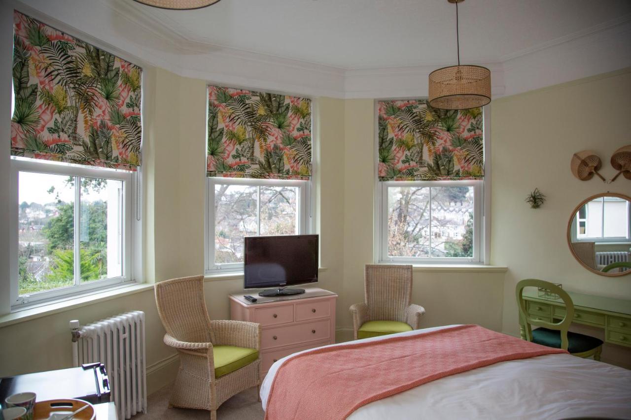 トーキー Carlton Court Bed & Breakfast エクステリア 写真