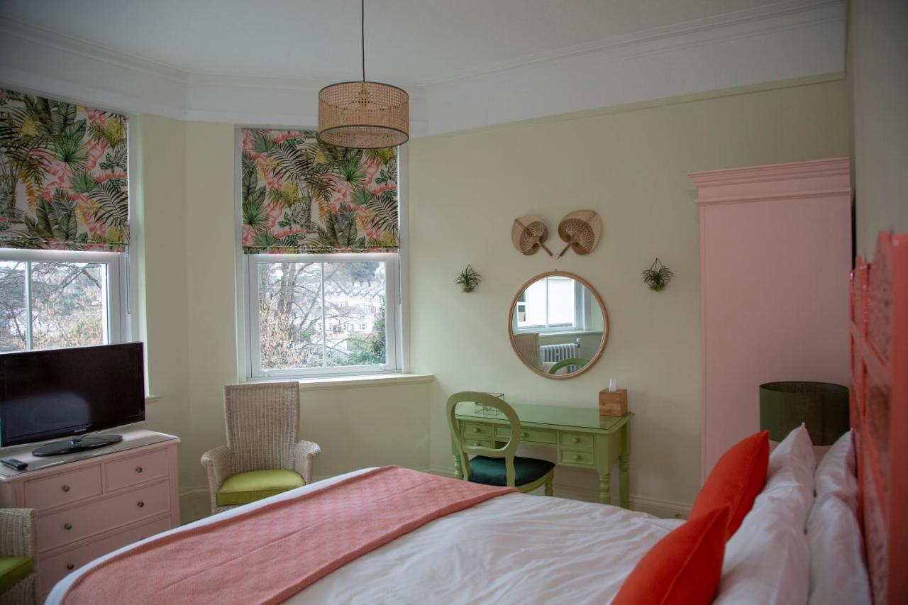 トーキー Carlton Court Bed & Breakfast エクステリア 写真