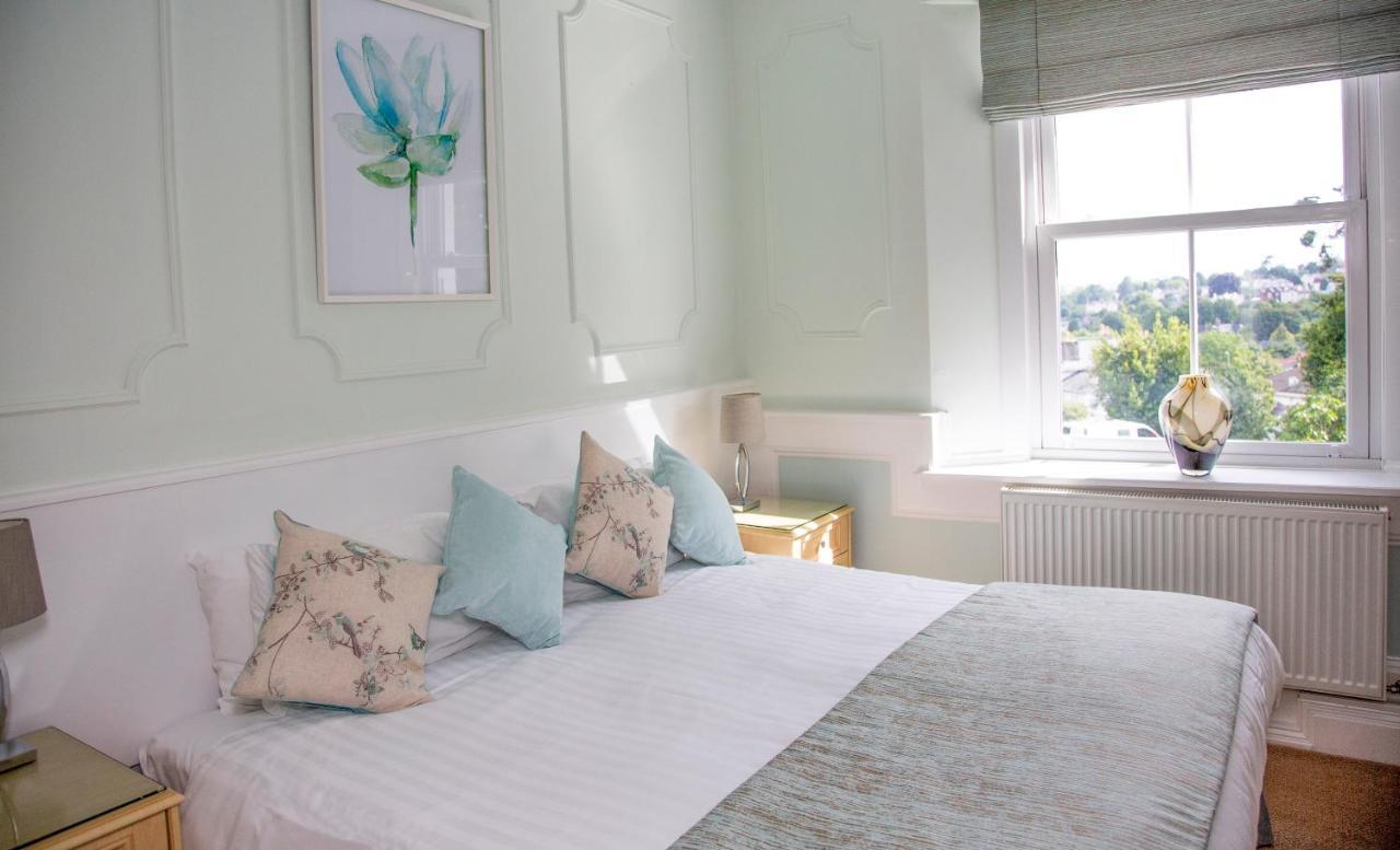 トーキー Carlton Court Bed & Breakfast エクステリア 写真