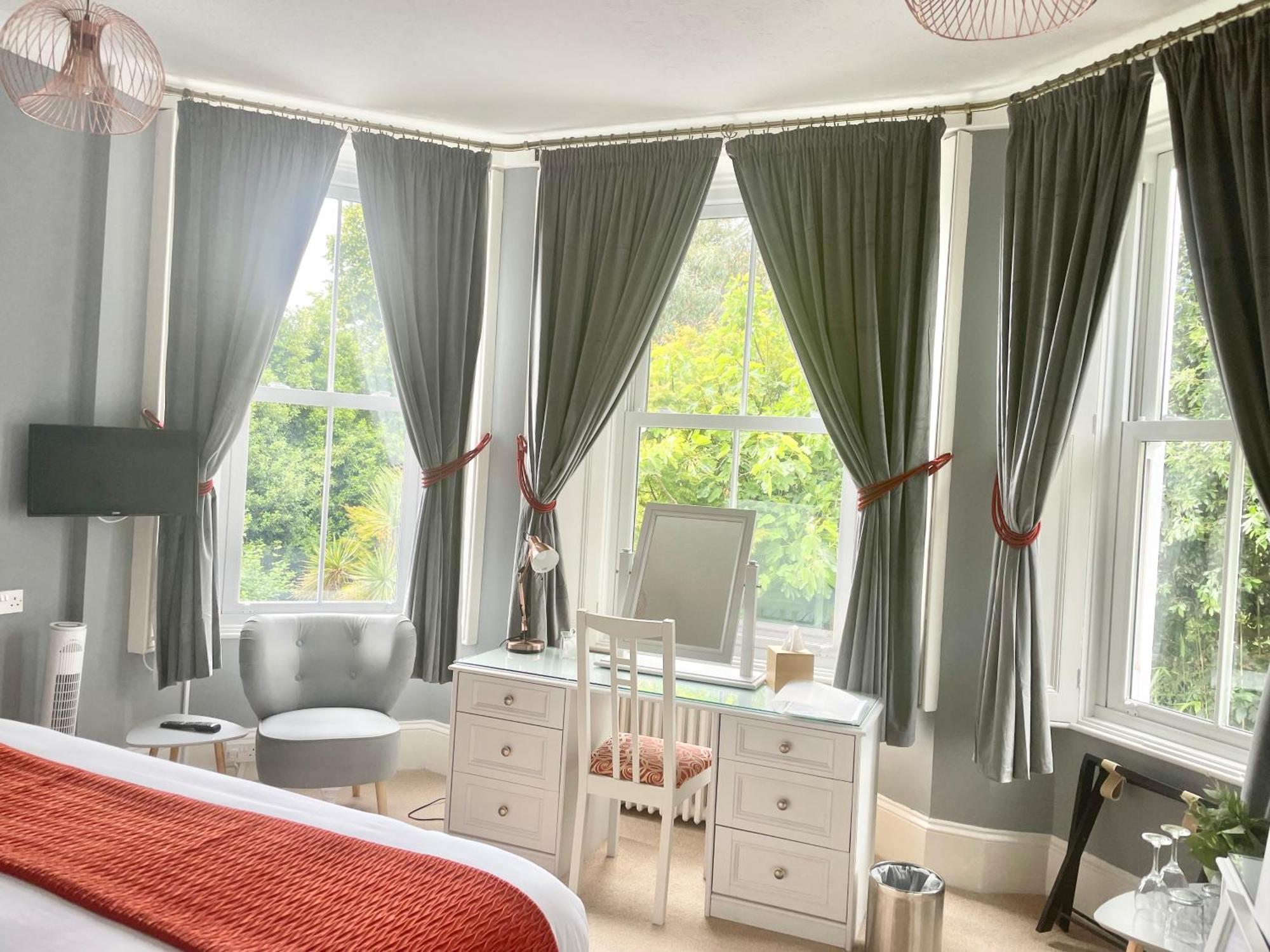 トーキー Carlton Court Bed & Breakfast エクステリア 写真